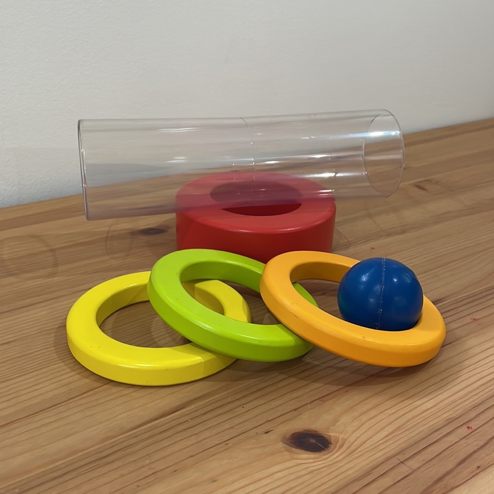 Lovevery tube and stacking ring game - Picture 2 of 3